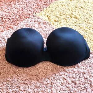 Warners woman’s strapless bra size 38C